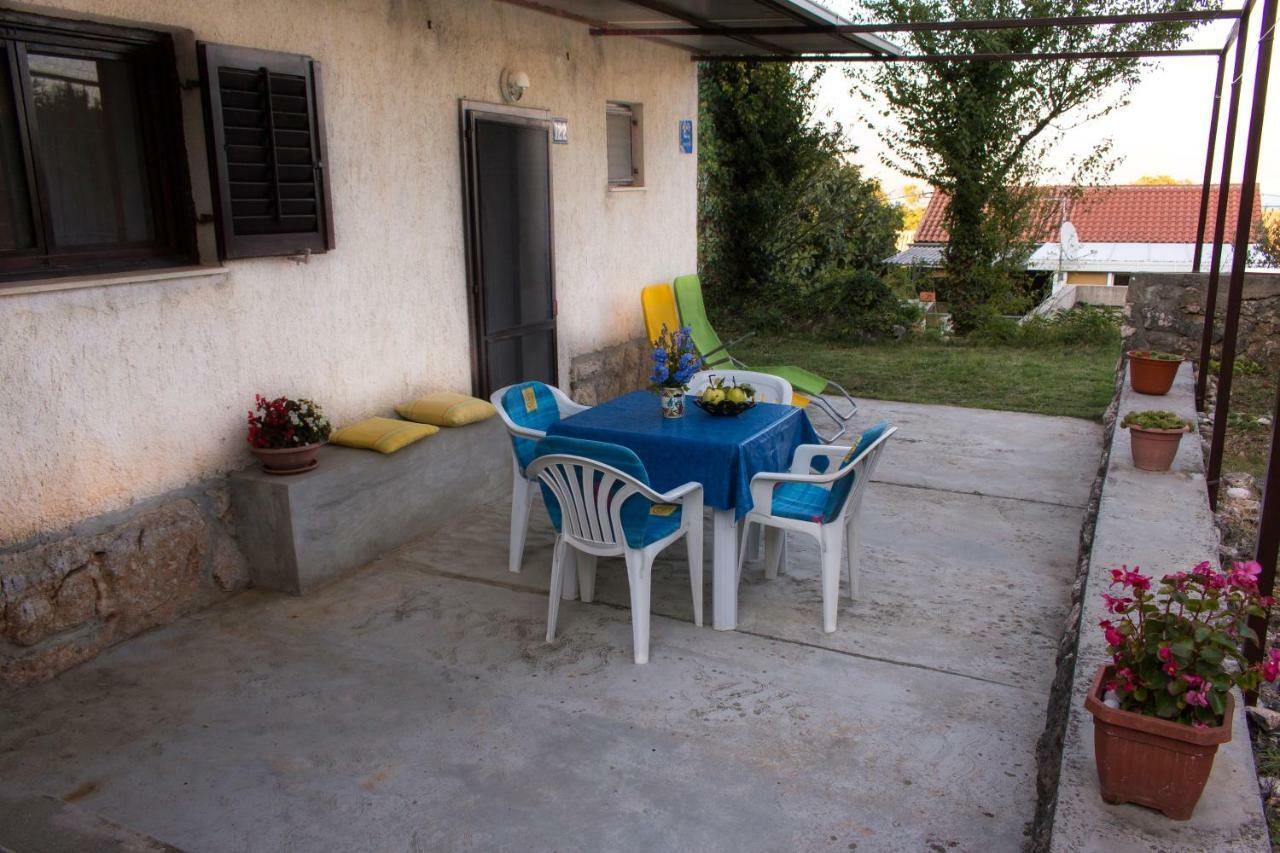 Apartman Dina Risika Exteriér fotografie